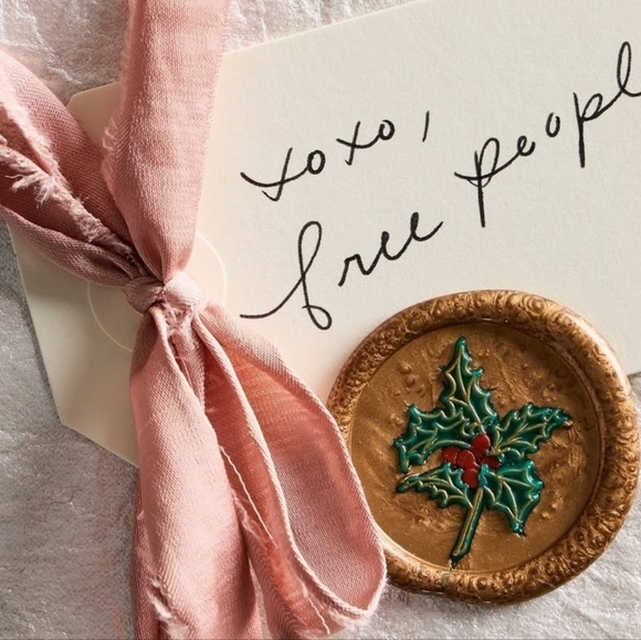 Accessories - BUYERS ONLY FREE SHIPPING 🚨🚨 Buyers Only